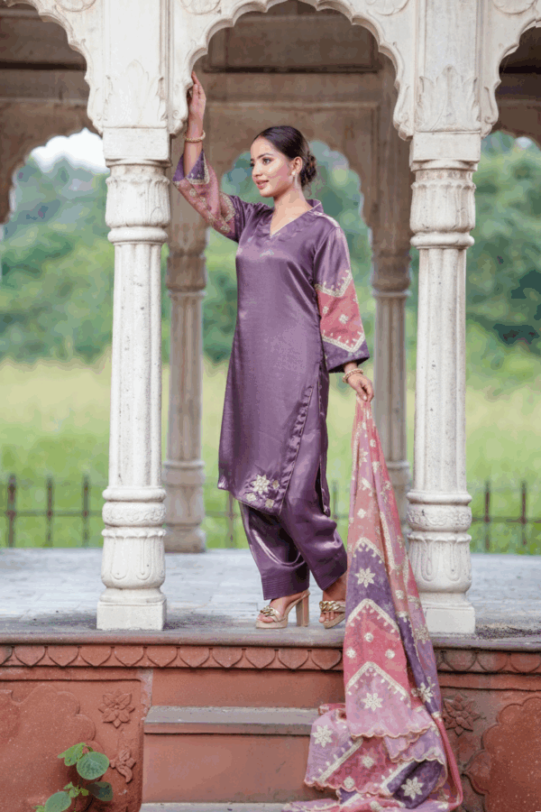 Noor - E - Twilight - Image 6